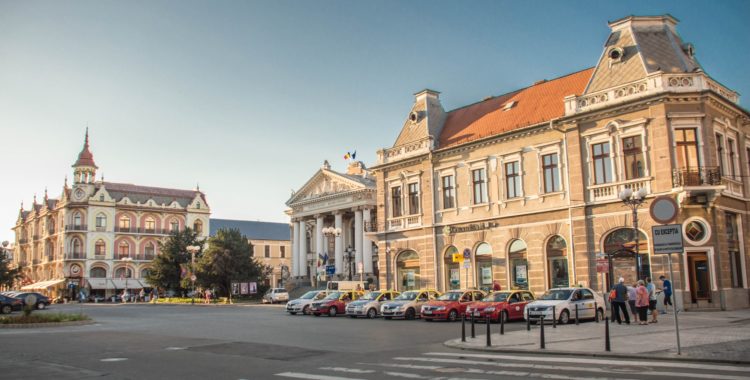 Piața Ferdinand – o cutie de bijuterii - Ghid Local Oradea